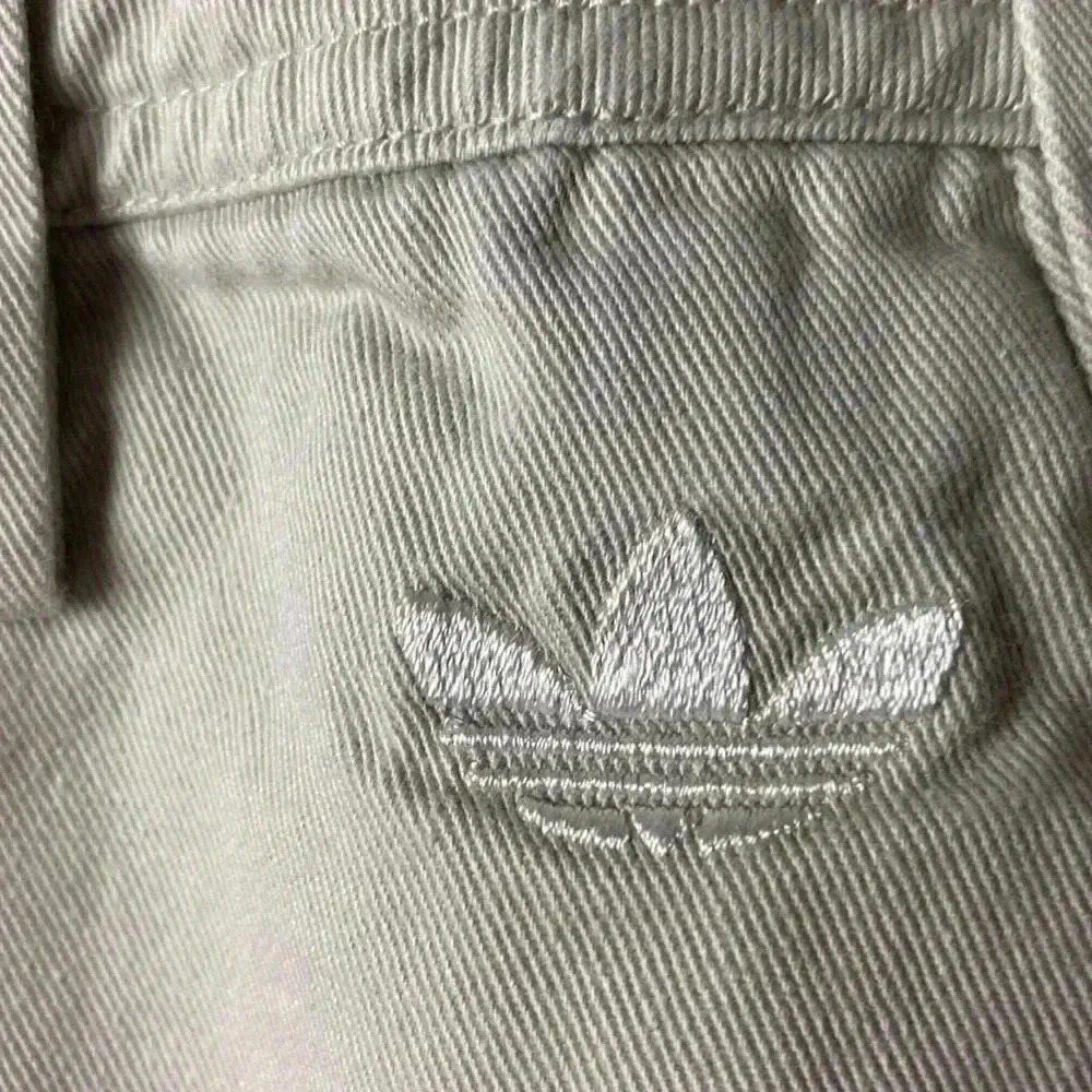 ADIDAS MENS‎ SIZE 34 KHAKI TAN SHORTS GOOD CLEAN CONDITION - Picture 4 of 13
